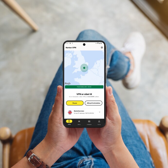Telefon med "VPN aktiveret" på skærmen